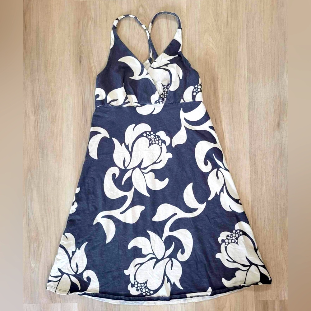 PATAGONIA Cute Floral Retro Sundress. Size M